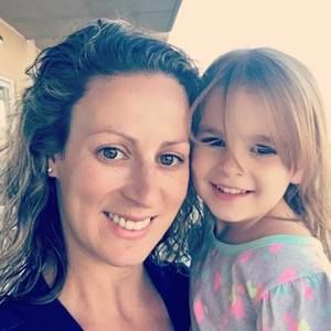 Meet your Posher, Elissa